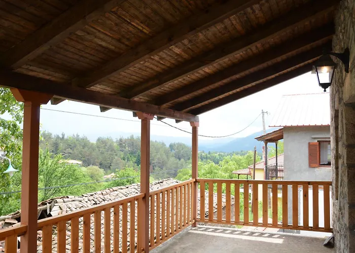 Katerinas Willa Magouliana