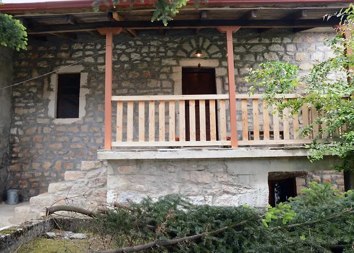 Katerinas Willa Magouliana