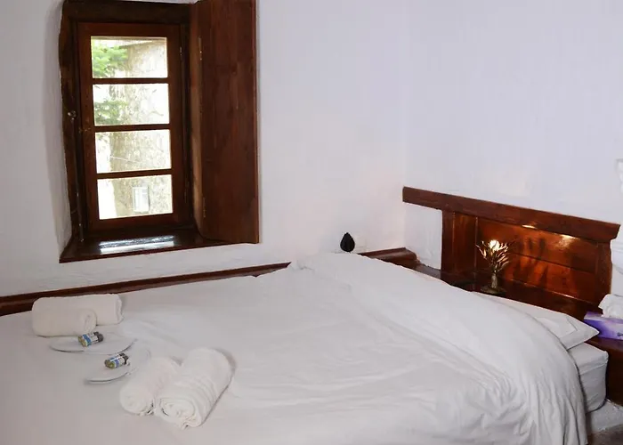 Katerinas * Magouliana